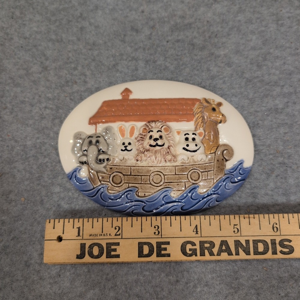 Noah's Ark Ceramic Wall Plaque Nursery Decor Relief Animal Art Glossy Glaze - Picture 3 of 3